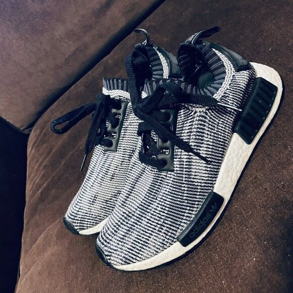 Mint Condition Adidas NMD Runner PK Glitch Camo Black White Nomad 6 Mens 7 Women - Picture 3 of 11